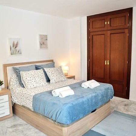 Homely Malaga Don Cristian Con Parking Privado Exteriér fotografie