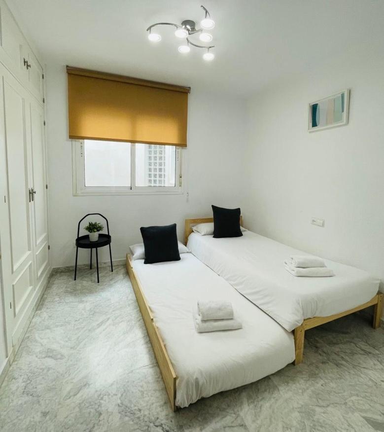 Homely Malaga Don Cristian Con Parking Privado Exteriér fotografie