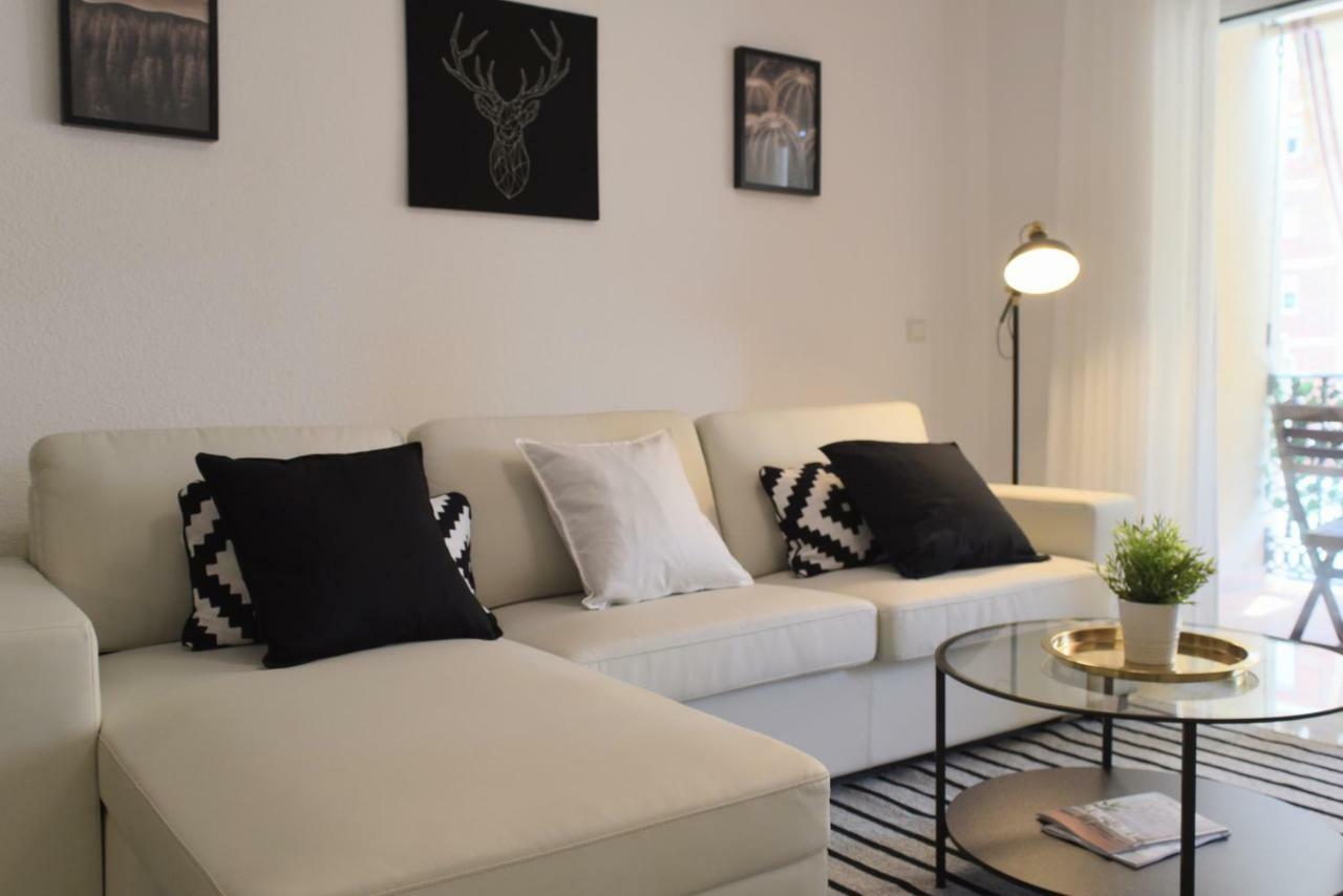 Homely Malaga Don Cristian Con Parking Privado Exteriér fotografie