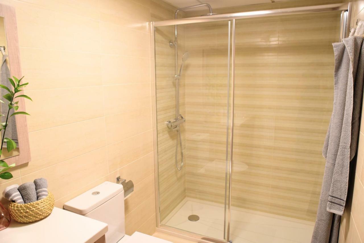 Homely Malaga Don Cristian Con Parking Privado Exteriér fotografie