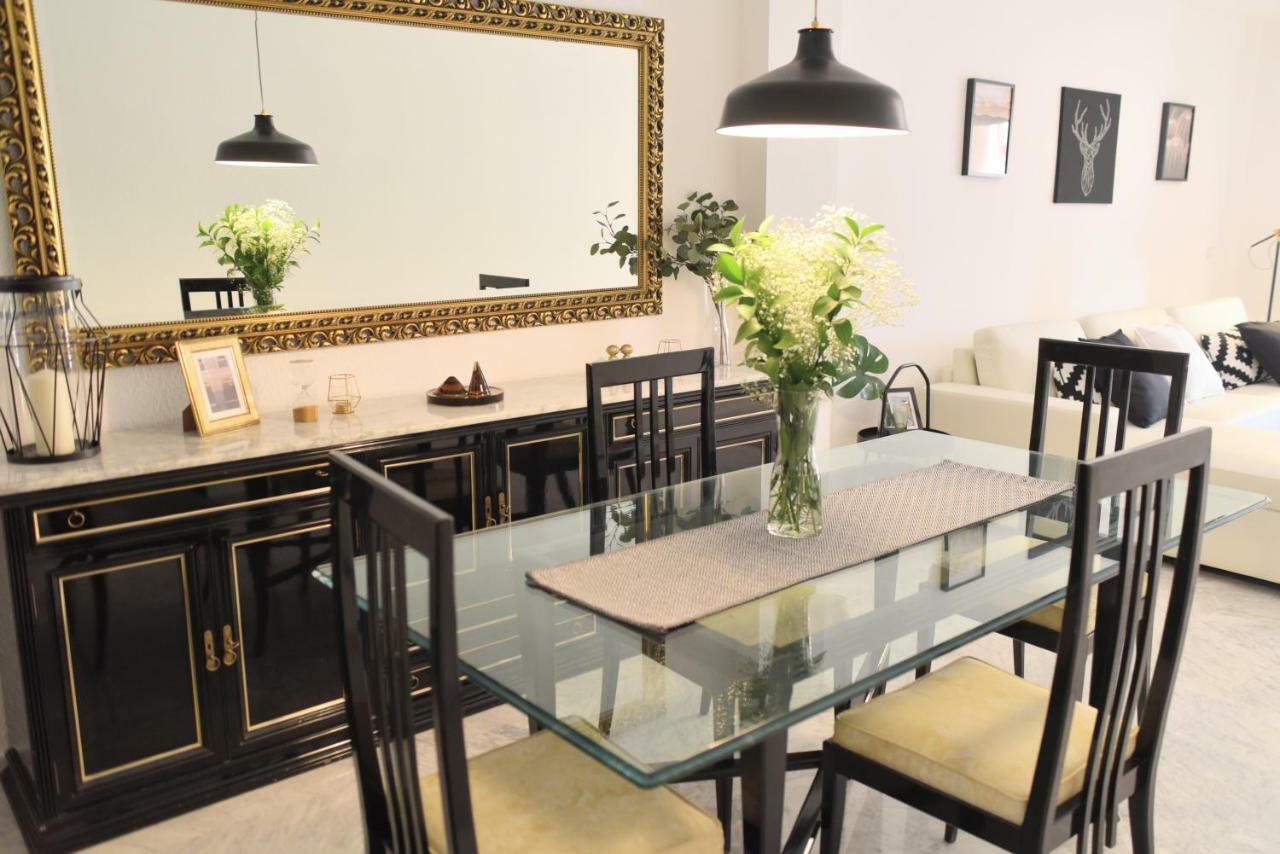 Homely Malaga Don Cristian Con Parking Privado Exteriér fotografie