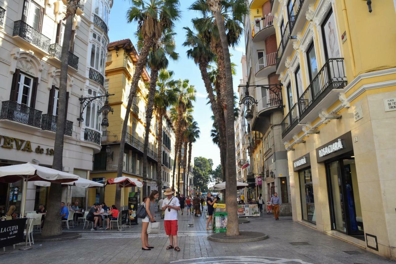 Homely Malaga Don Cristian Con Parking Privado Exteriér fotografie