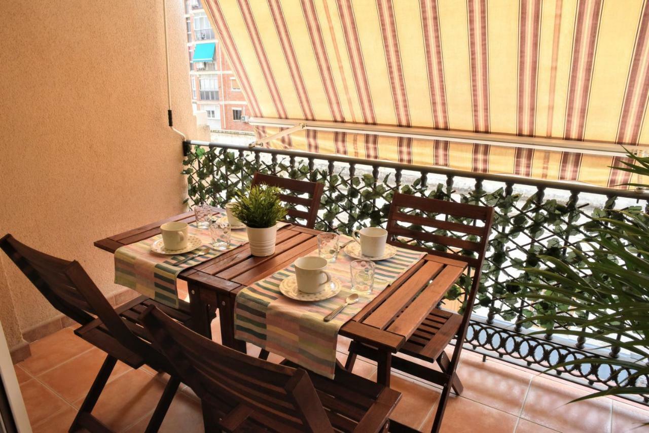 Homely Malaga Don Cristian Con Parking Privado Exteriér fotografie